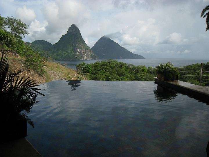 Downsized Image [St Lucia-137.jpg - 2557kB]